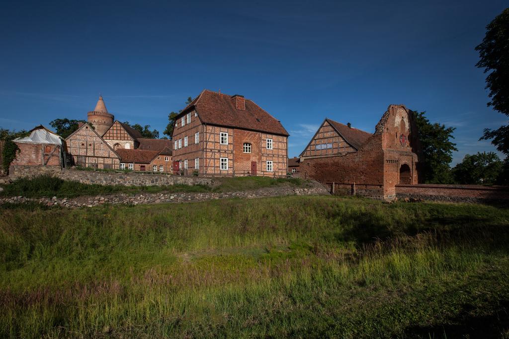 Burghotel Stargard Burg Stargard Экстерьер фото