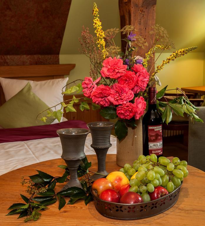 Burghotel Stargard Burg Stargard Номер фото